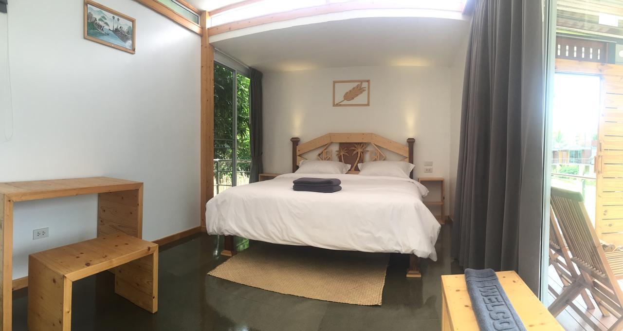 Baan Boom Boxes Eco Friendly Resort Маенам Экстерьер фото