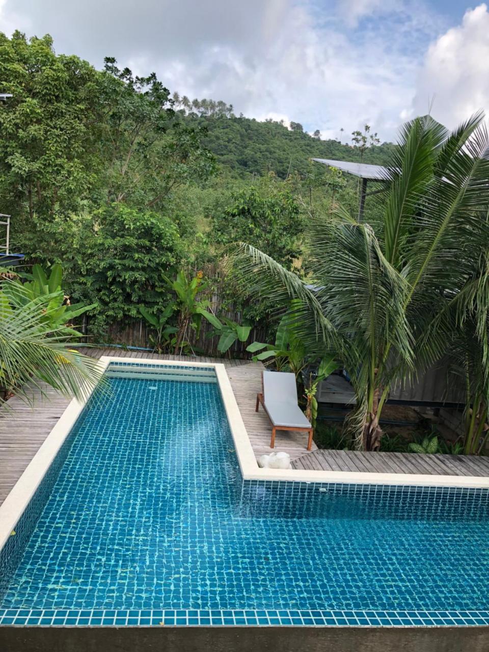 Baan Boom Boxes Eco Friendly Resort Маенам Экстерьер фото